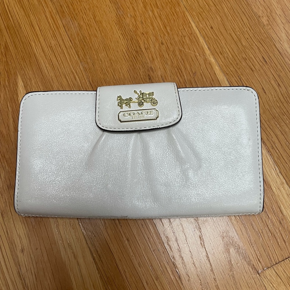 Coach cream leather wallet with pink leather
